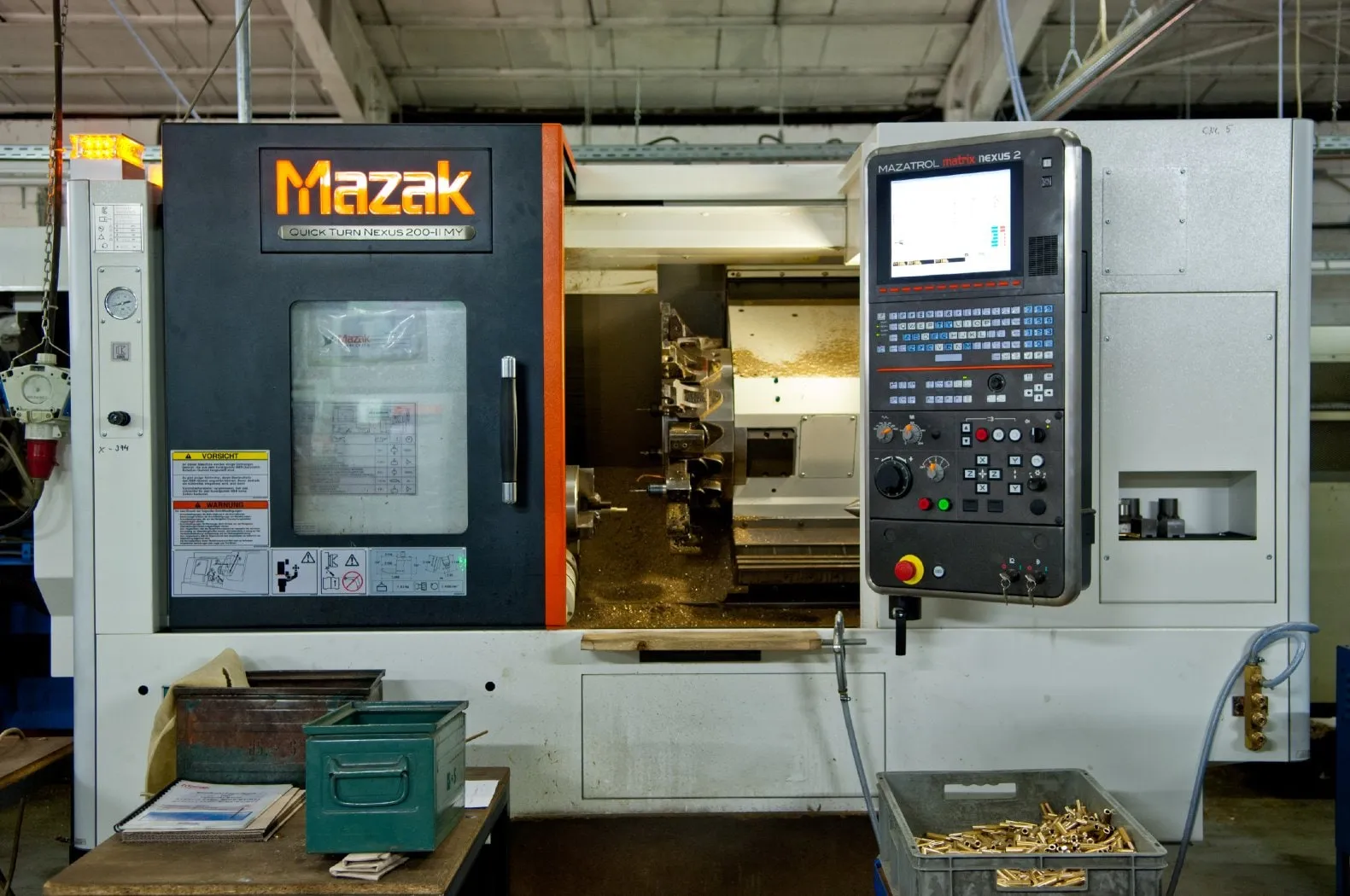 CNC-Drehmaschine Mazak Quick Turn Nexus 200-II MY in der Fertigung